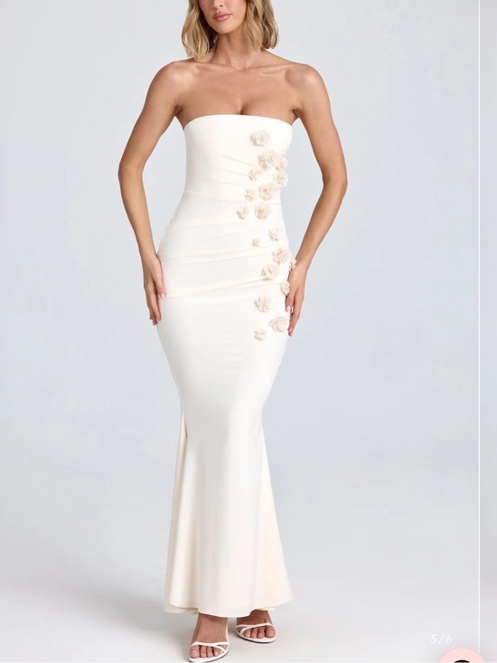 Oh Polly Dresses & Skirts - Oh Polly Aveline Strapless Draped Floral Appliqué Maxi Dress Ivory US 6